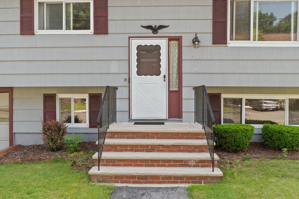 9 Hilltop Ave
