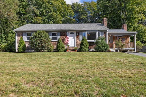 40 LANE ST, MIDDLEBORO, MA 02346 - Image 4f7e4a3e675cdf3fdcd13bd22490be7b/2495475532