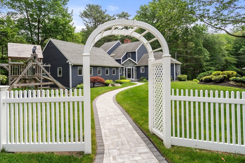 21 Forest Lane
