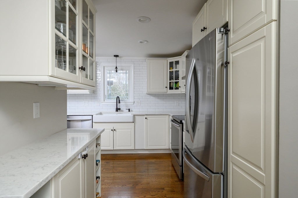 26 French St, Hingham, MA, 26 French St, Hingham, MA Photo #6