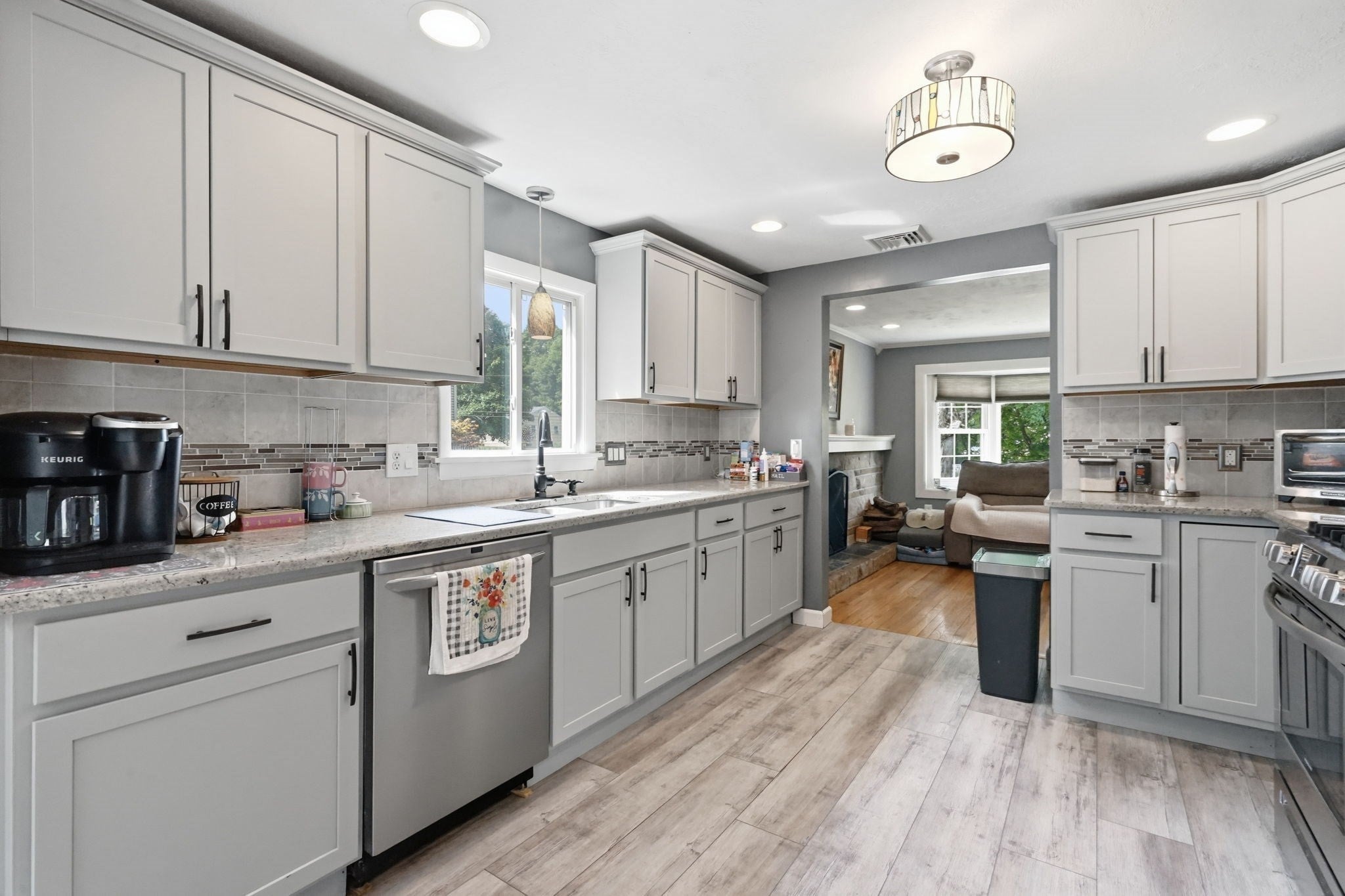 31 Sunset Terrace, Agawam, MA, 31 Sunset Terrace, Agawam, MA Photo #3