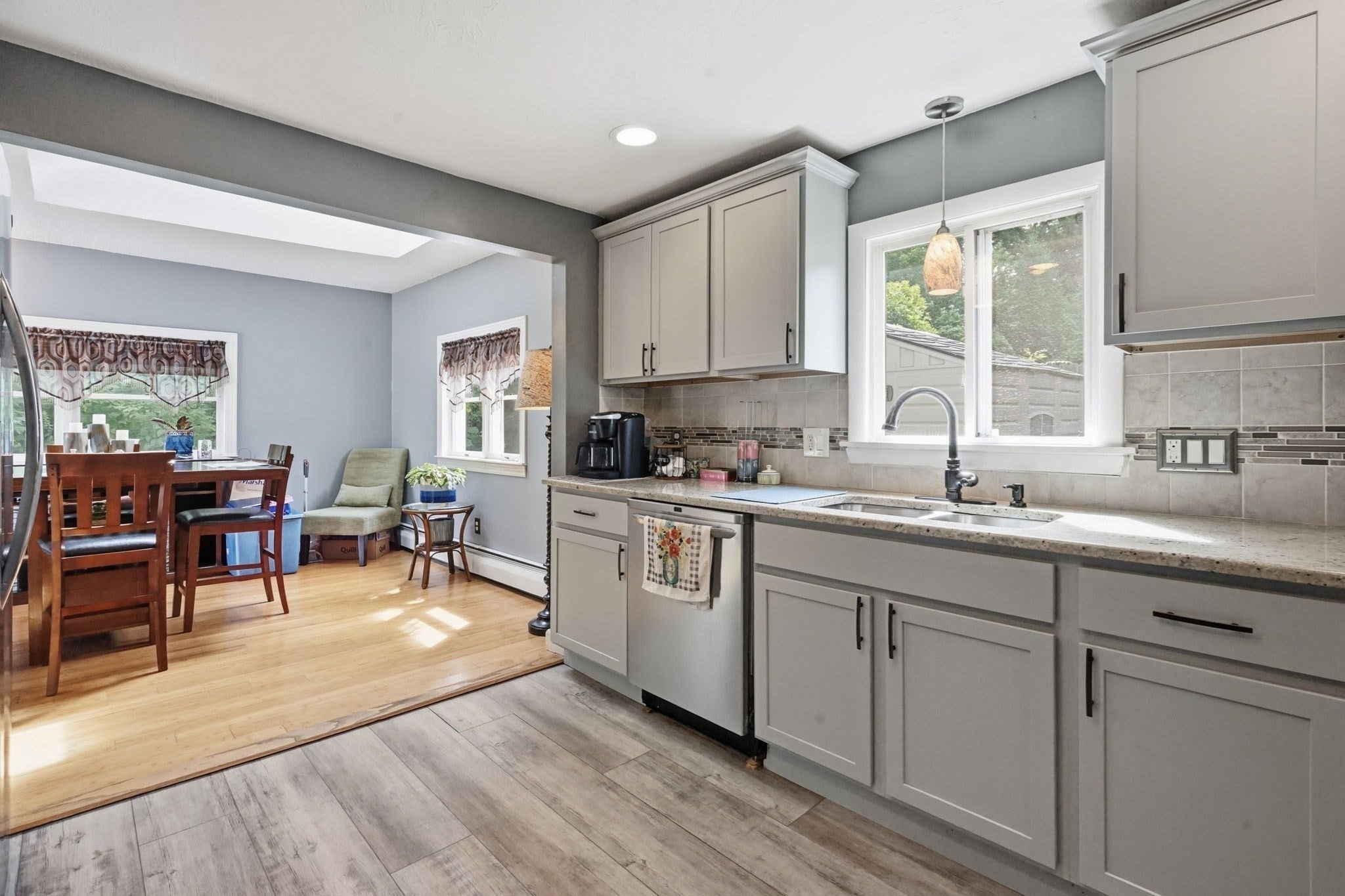 31 Sunset Terrace, Agawam, MA, 31 Sunset Terrace, Agawam, MA Photo #5
