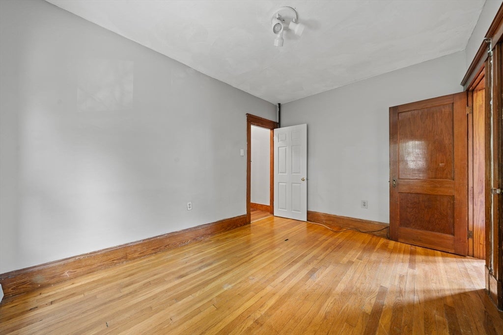 391 Poplar St #2, Boston, MA Photo #13