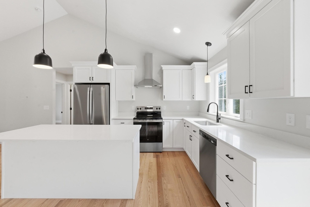 10 Foster Rd