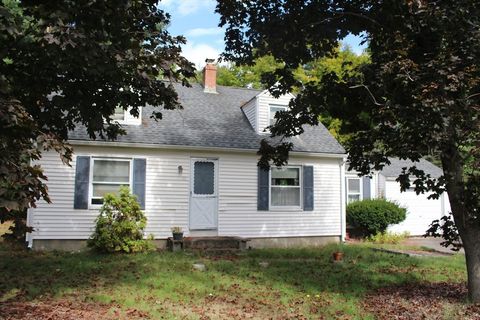 38 Elm St. East Raynham MA 02767