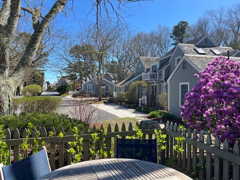 Condominium in Mashpee MA 38 Brant Rock Rd.jpg