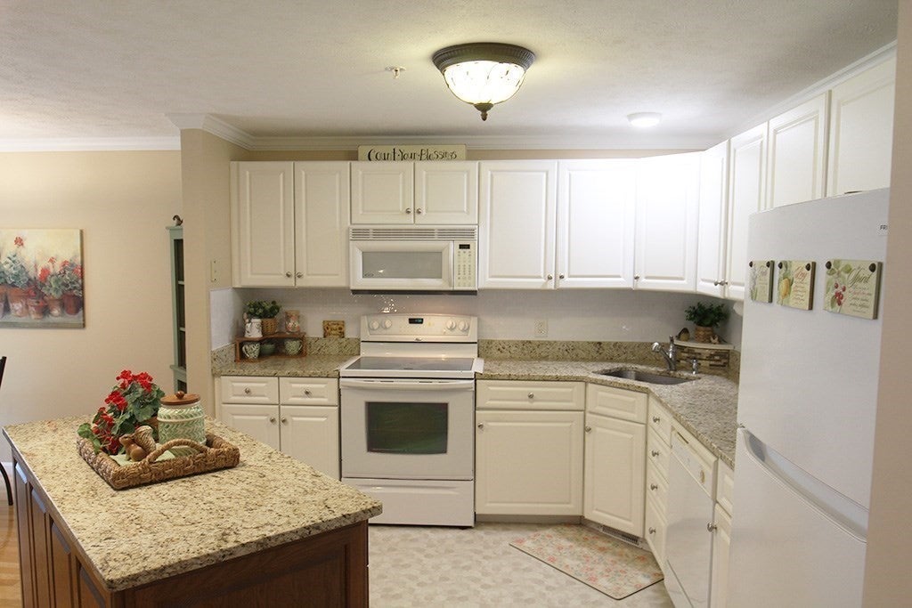 73 Bridle Cross Road #73, Fitchburg, MA, 73 Bridle Cross Road #73, Fitchburg, MA Photo #7