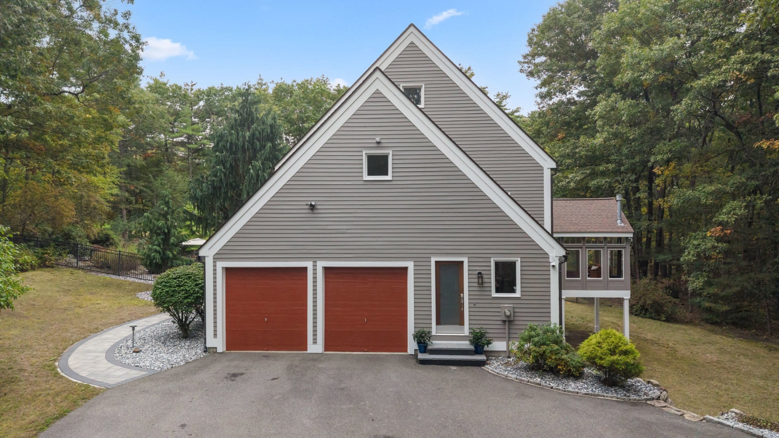 72 Golden Run Rd