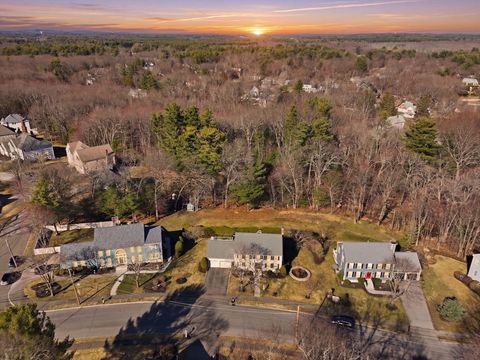 37 Fairchild Dr Reading MA 01867