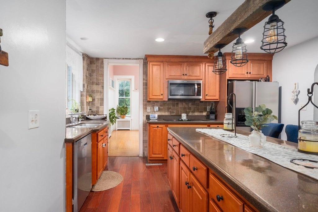 19 Elm ST, Taunton, MA, 19 Elm ST, Taunton, MA Photo #6