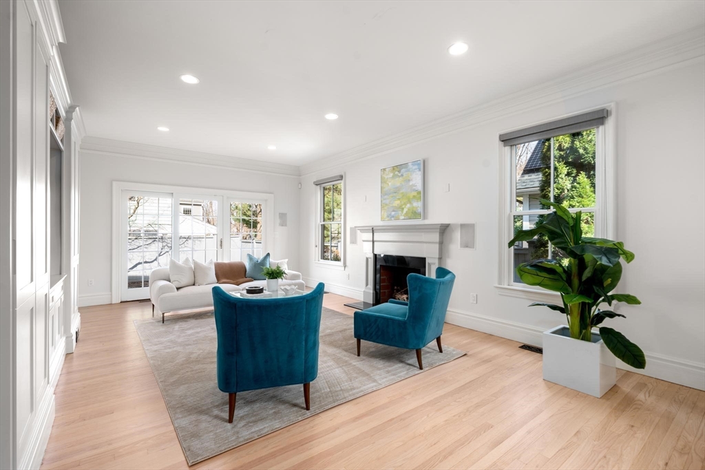 131 Sumner St