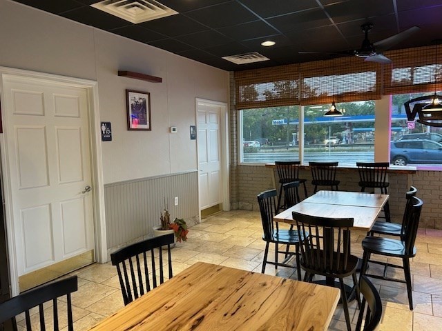 3 Faunce Corner Mall Rd