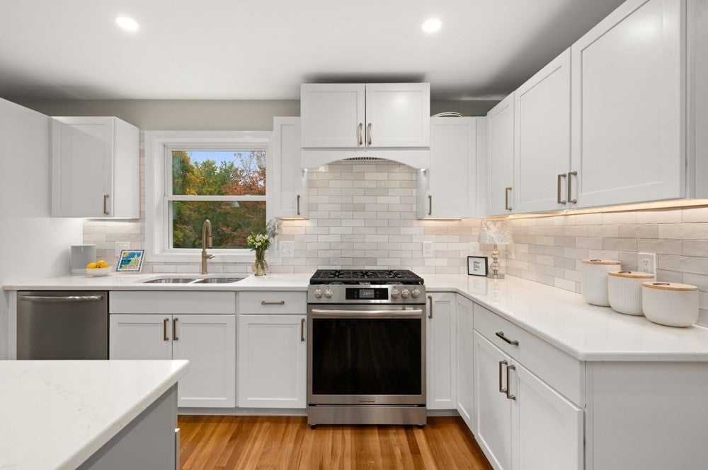 13 Wildwood Road, Andover, MA Photo #8
