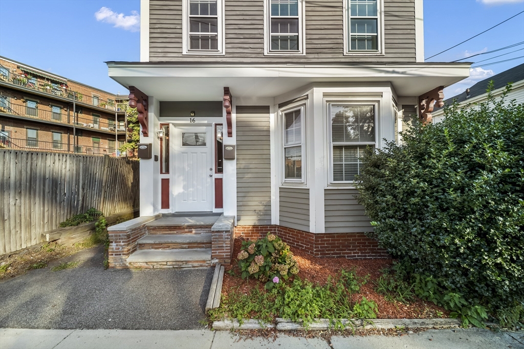 16 Tremont St 2