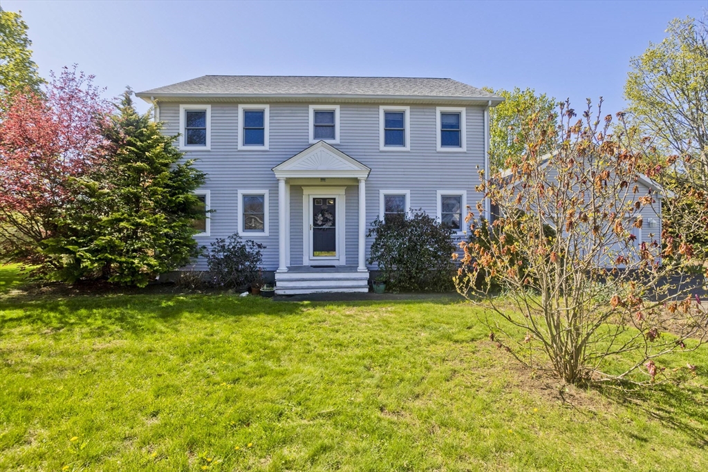 3 Grand Oak Farm Rd