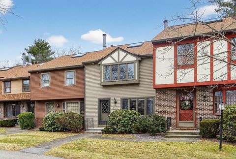 11 Scotty Hollow Dr C Chelmsford MA 01863