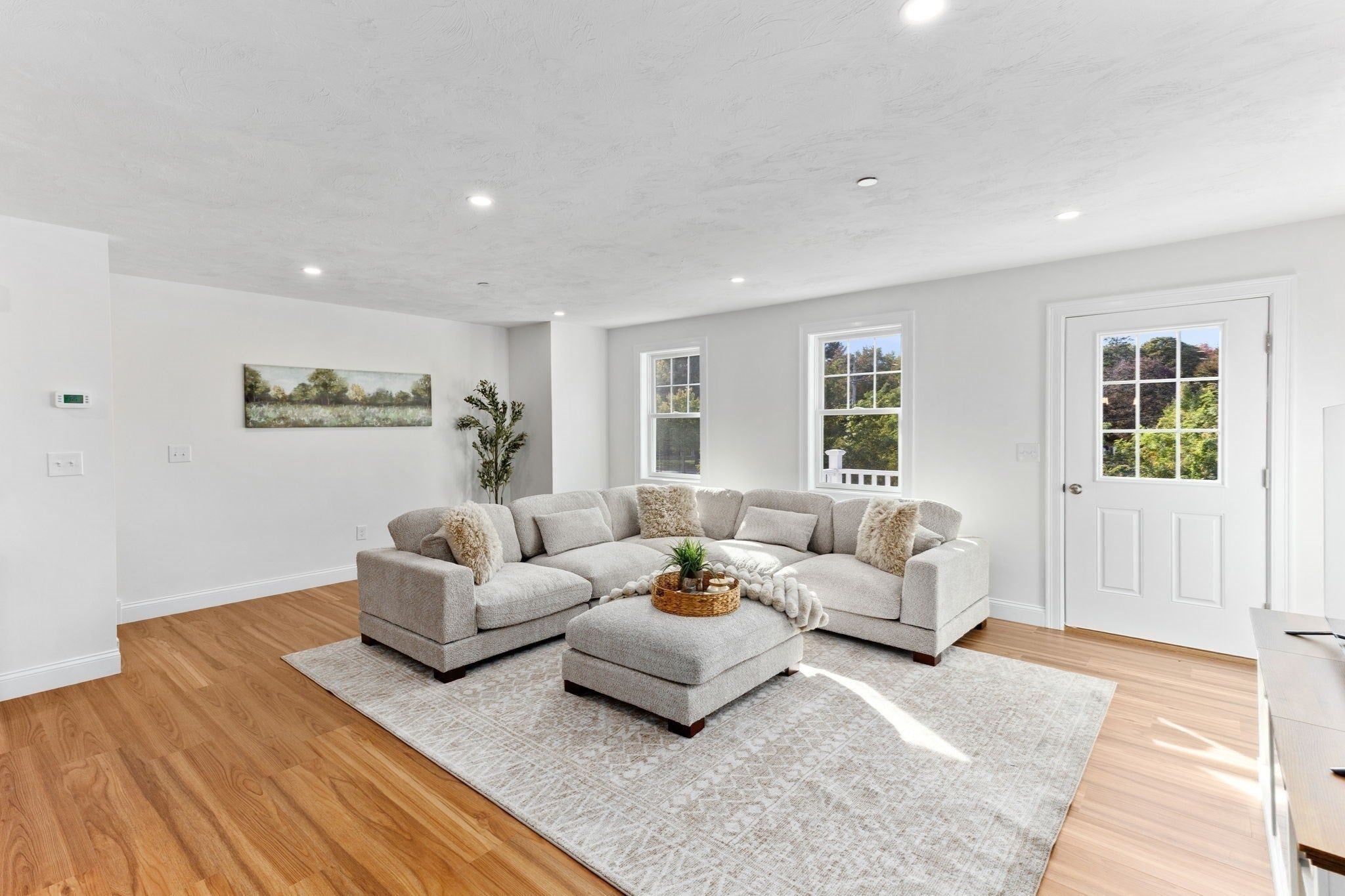 44 Dean St #204, Taunton, MA, 44 Dean St #204, Taunton, MA Photo #4