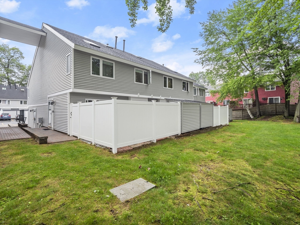 49 Meadow Pond Dr I