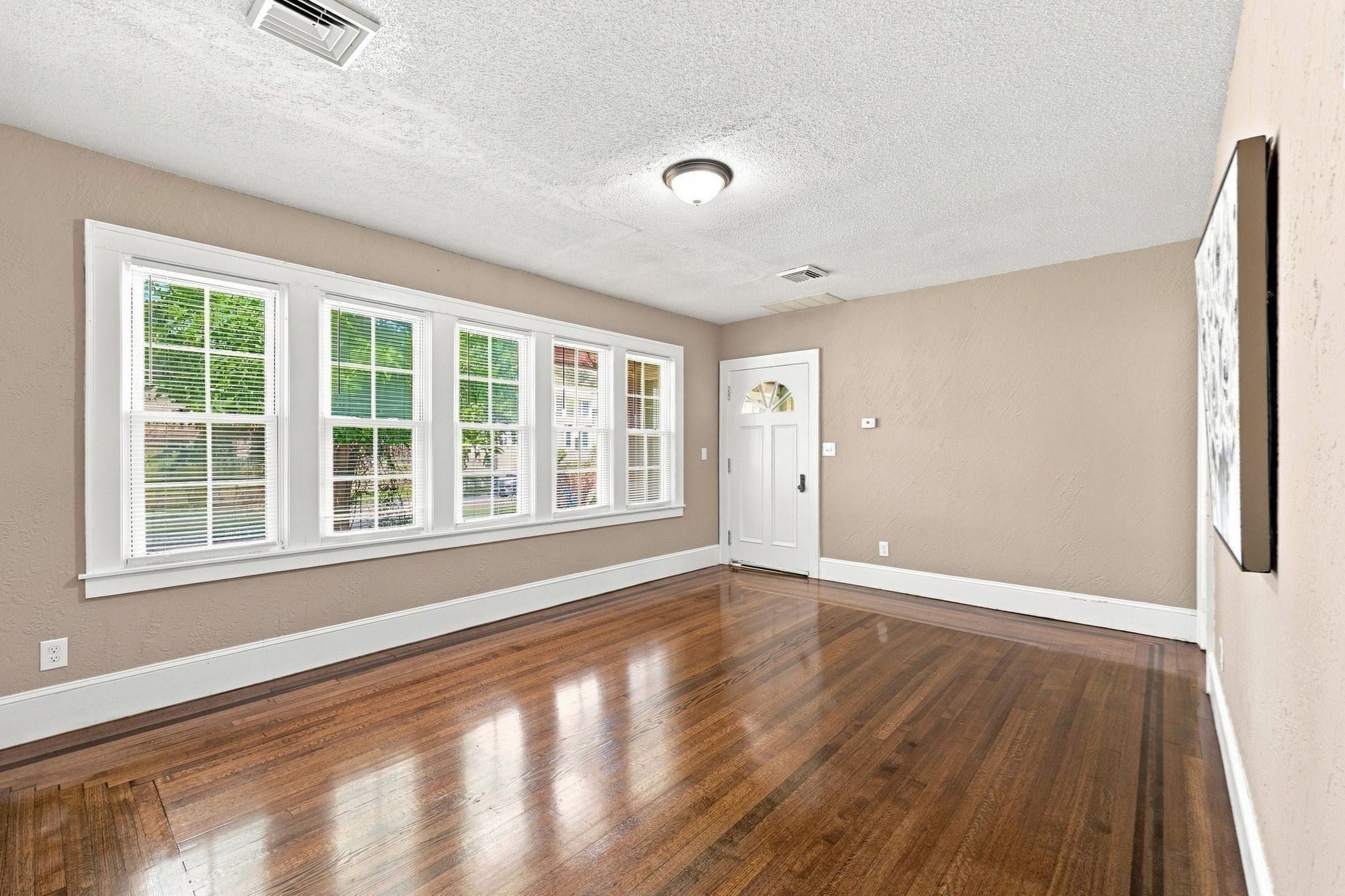 133 Parker St, Springfield, MA, 133 Parker St, Springfield, MA Photo #6
