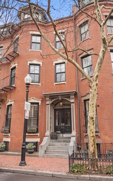 Photo of 501 Shawmut Ave #3, Boston, MA 02118 (MLS # 73505754)