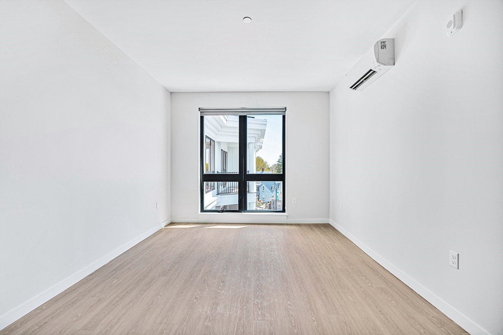 6 Rantoul St 309
