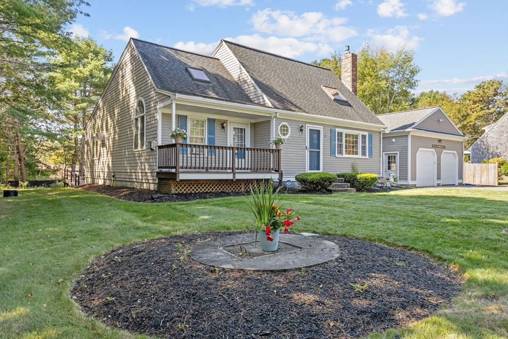 37 Sandra Way