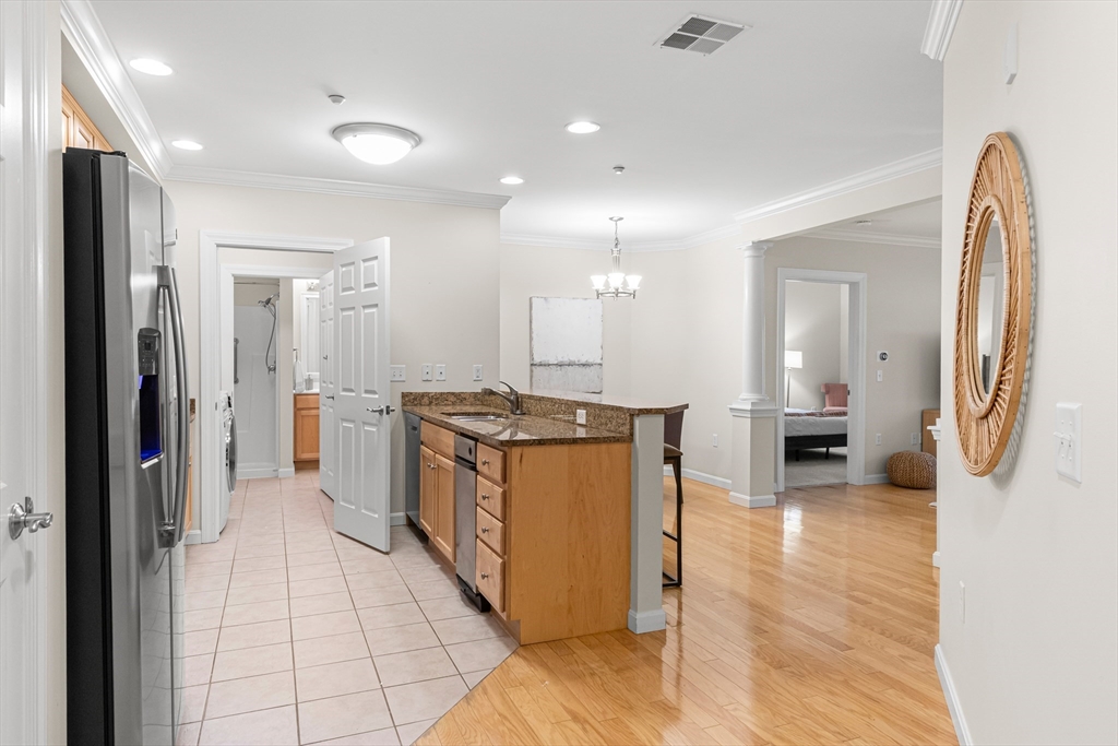 5 Woodman Way 106