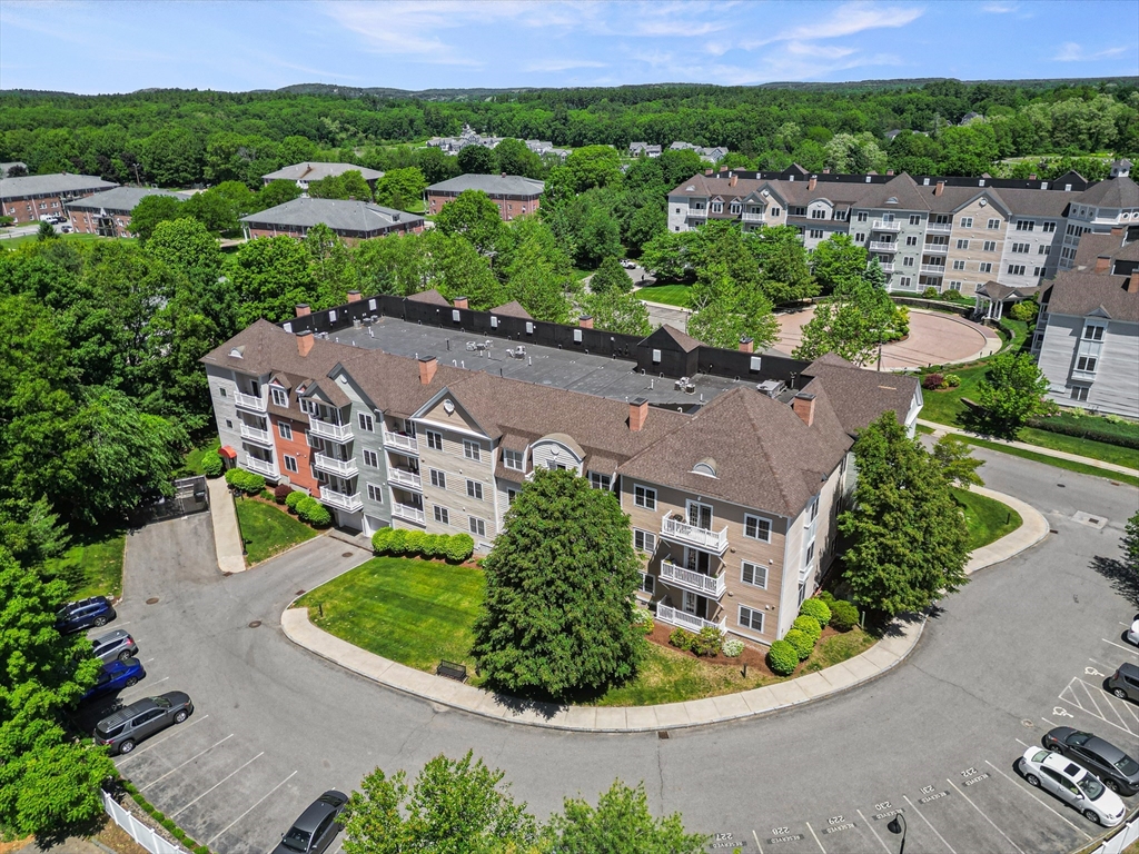 5 Woodman Way 106