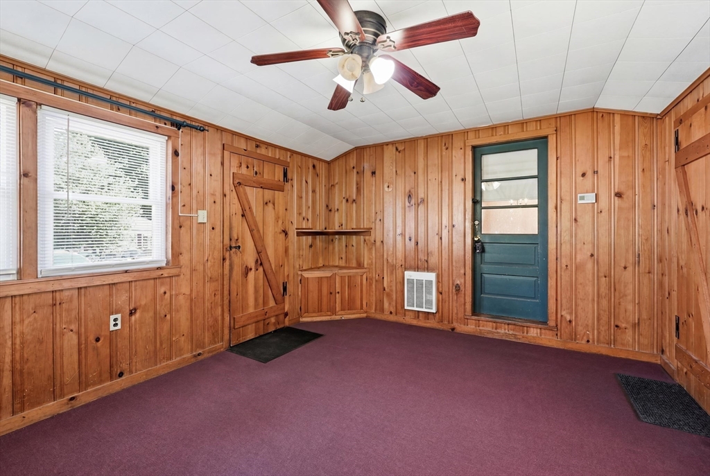 290 W Hill Rd