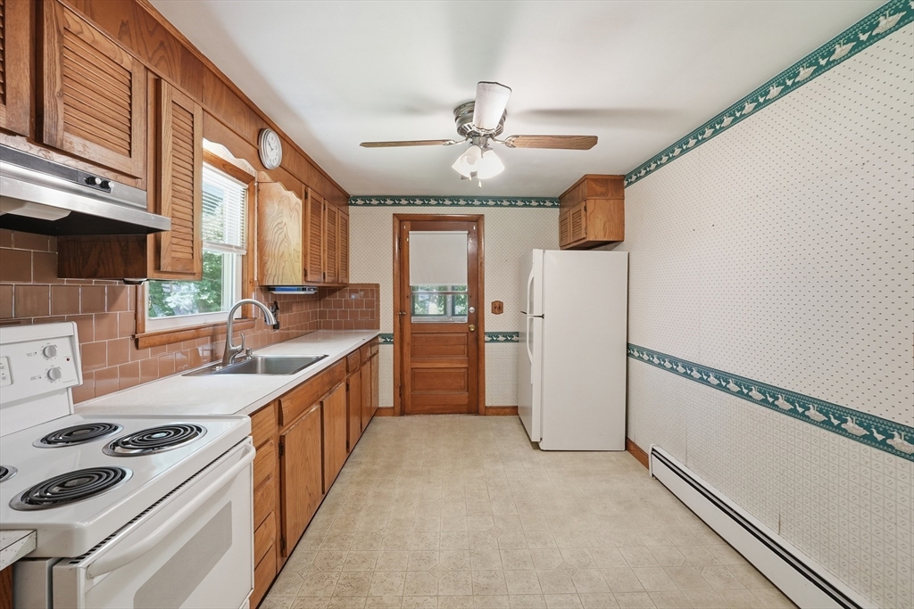 290 W Hill Rd