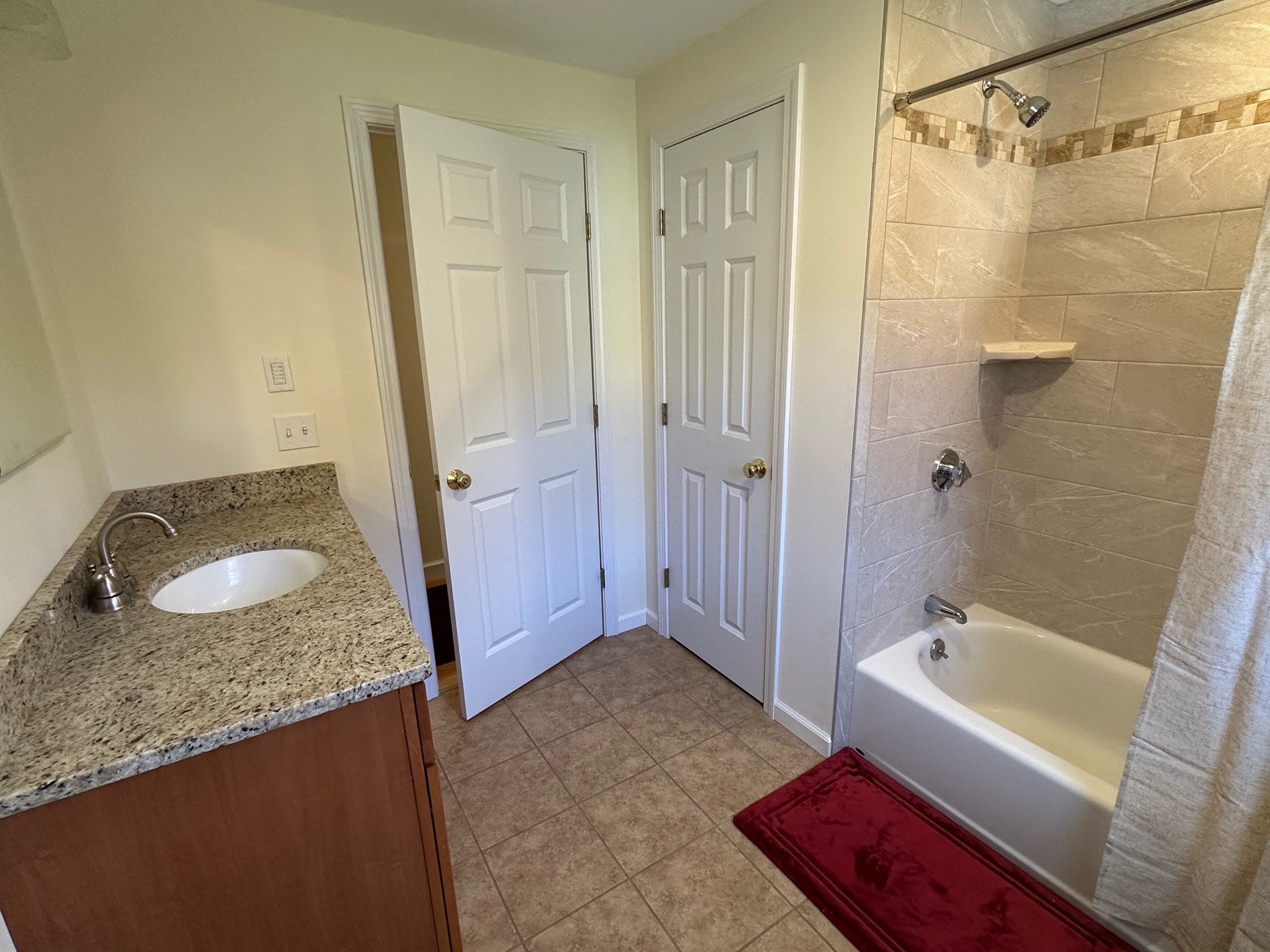 43 Billings Rd, Fitchburg, MA Photo #18