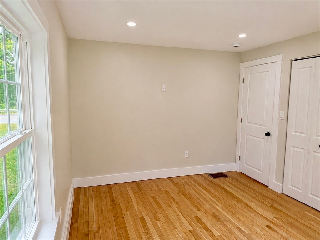 334 Bedford St #1, Lakeville, MA Photo #18