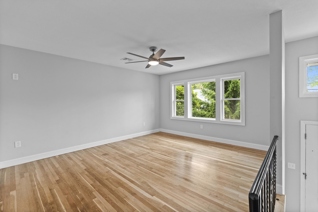 48 Lansing Rd