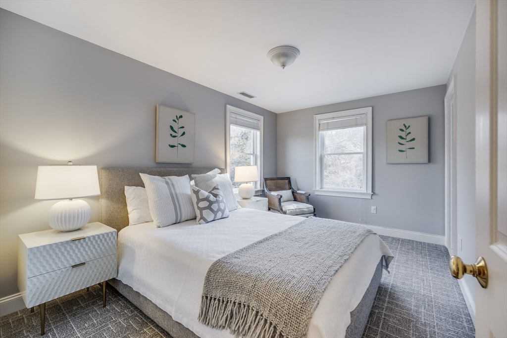 Orleans, Massachusetts 02653, United States, 6 Bedrooms Bedrooms, ,7 BathroomsBathrooms,Residential,Active,100580