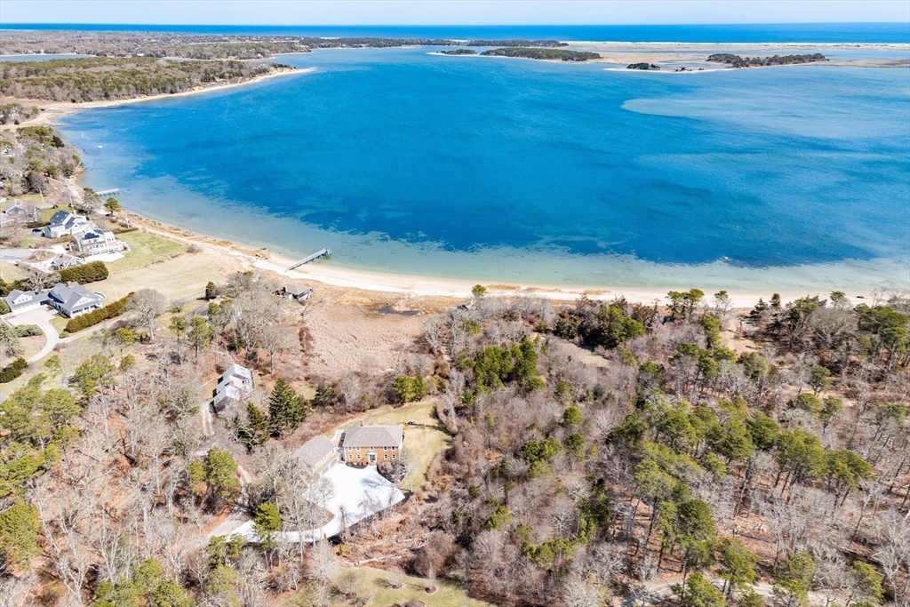 Orleans, Massachusetts 02653, United States, 6 Bedrooms Bedrooms, ,7 BathroomsBathrooms,Residential,Active,100580