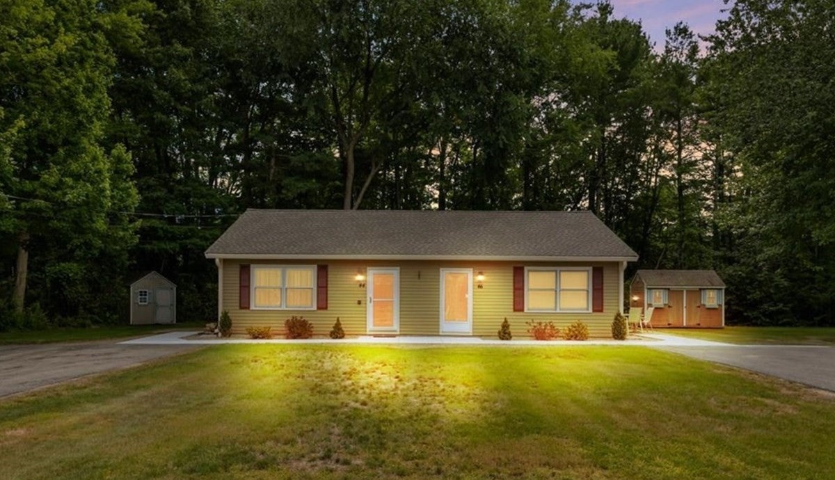 44 Old Forge Rd 44, Bridgewater MA 02324