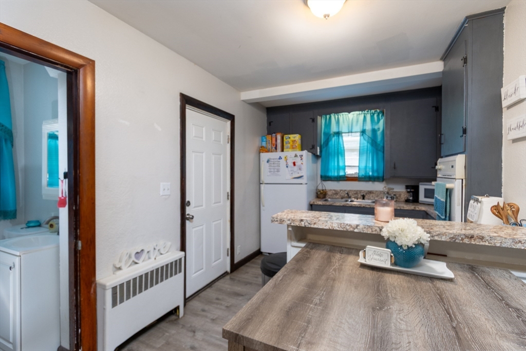 76 Blackstone River Rd