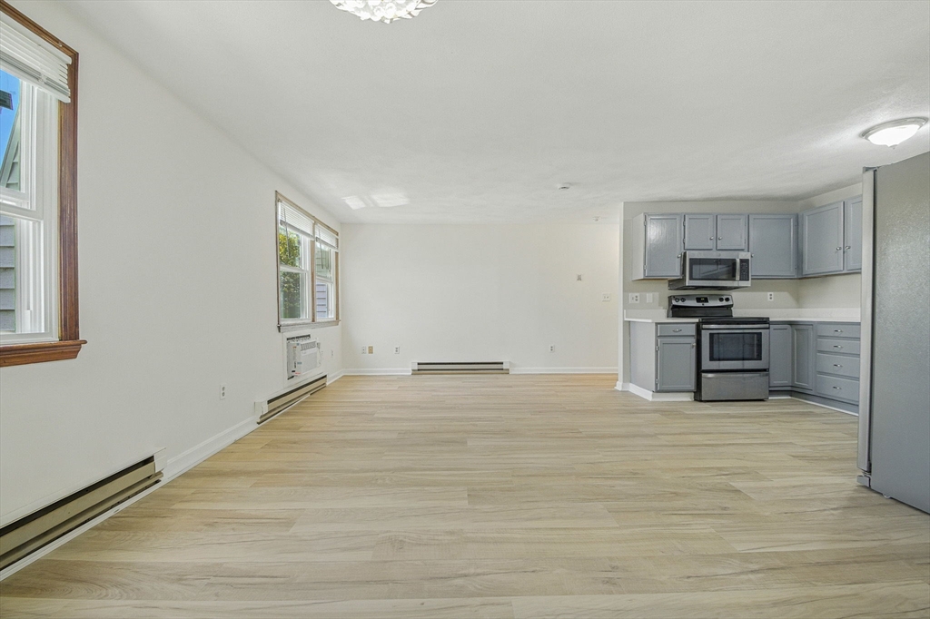 33A Jackson St 303
