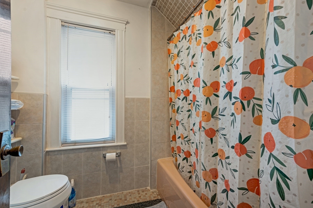 35 Sewall St, Quincy, MA Photo #23