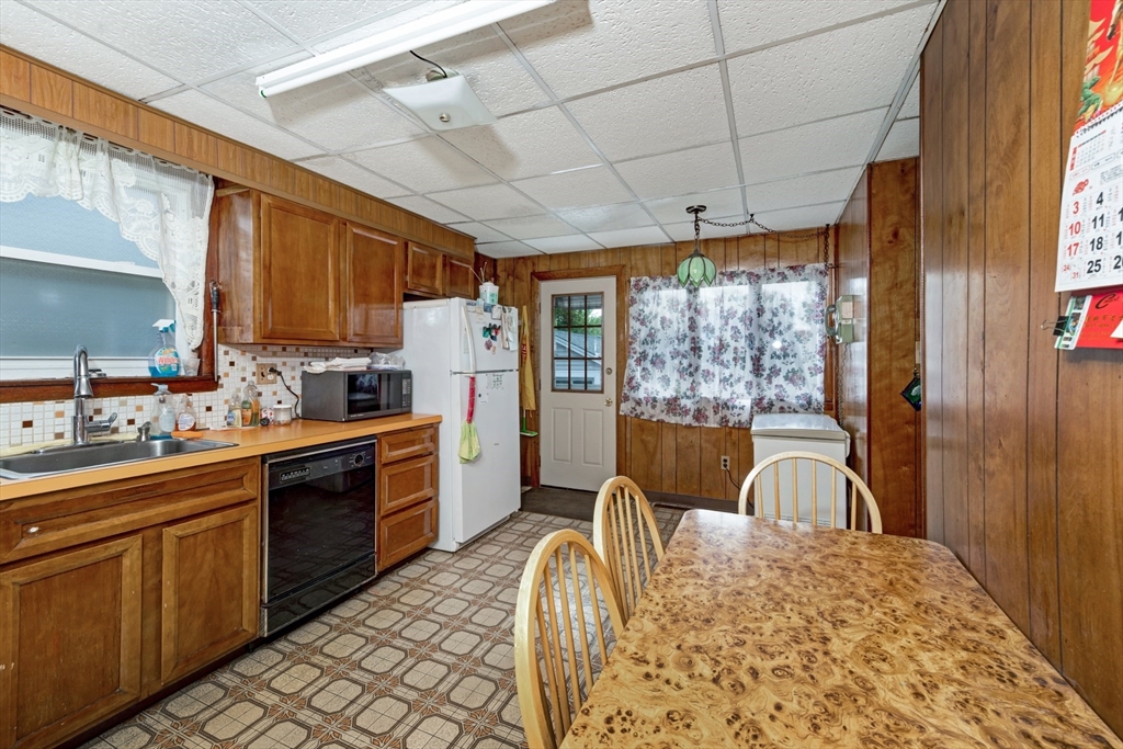 35 Sewall St, Quincy, MA Photo #15