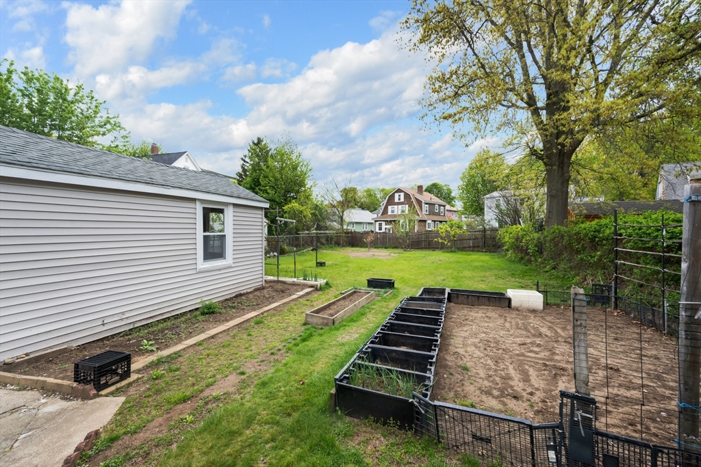 35 Sewall St, Quincy, MA Photo #7