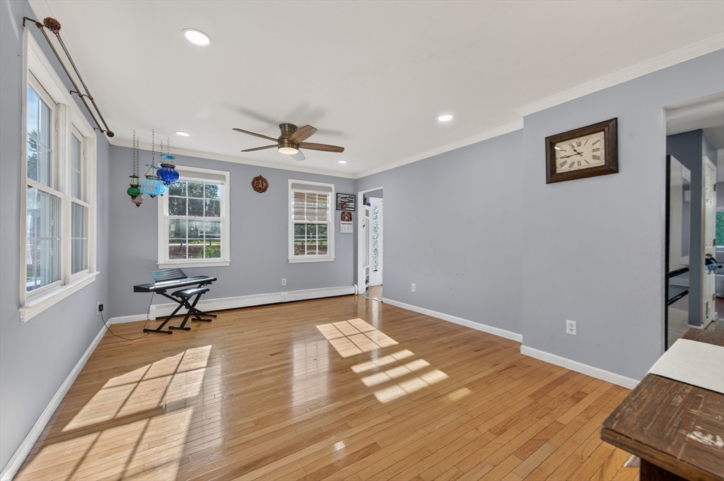 36 Shirley Rd, Shrewsbury, MA Photo #16
