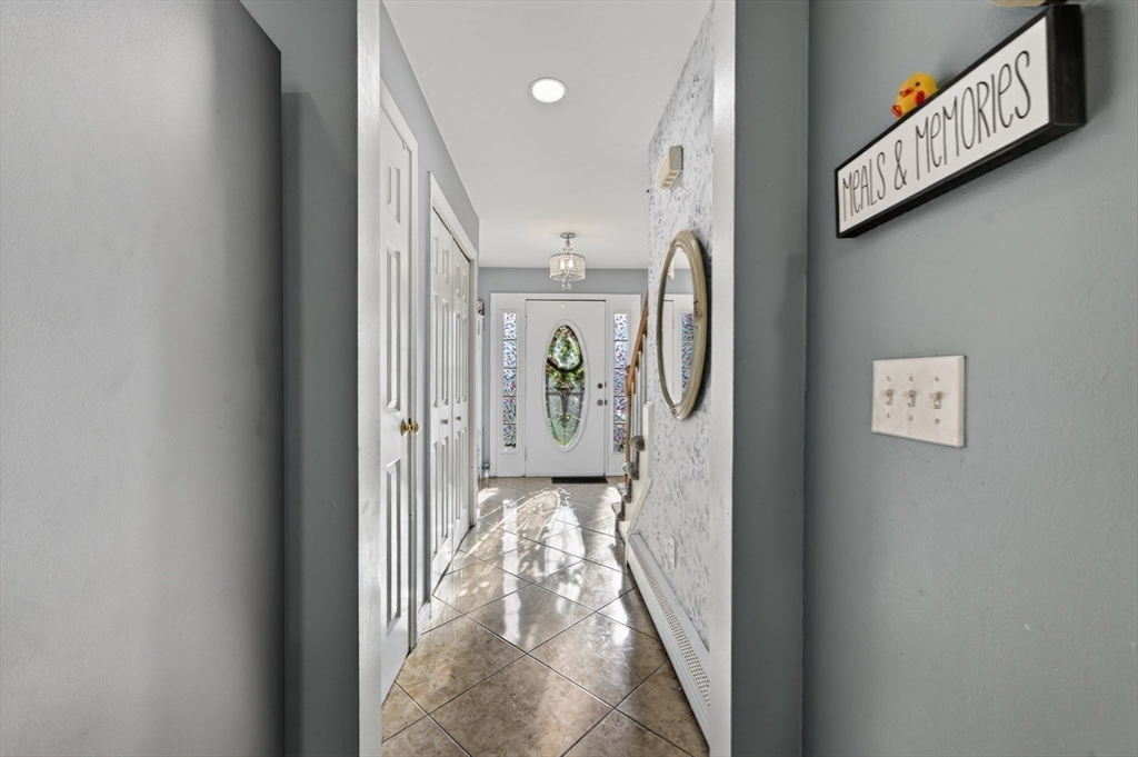 36 Shirley Rd, Shrewsbury, MA Photo #12