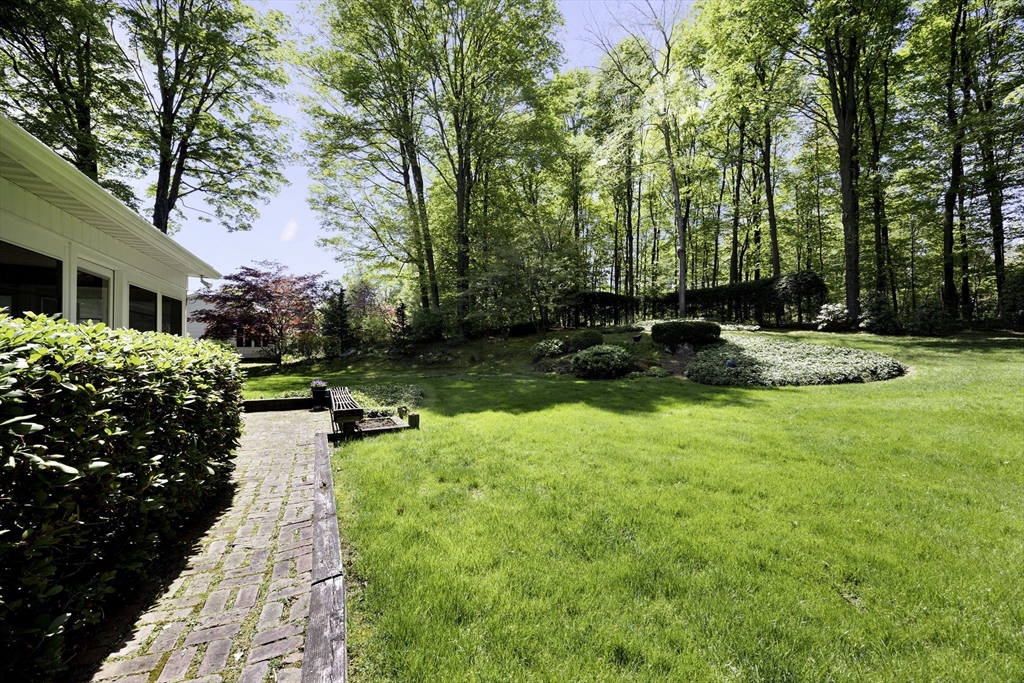 55 Longfellow Road, Holyoke, MA, 55 Longfellow Road, Holyoke, MA Photo #6