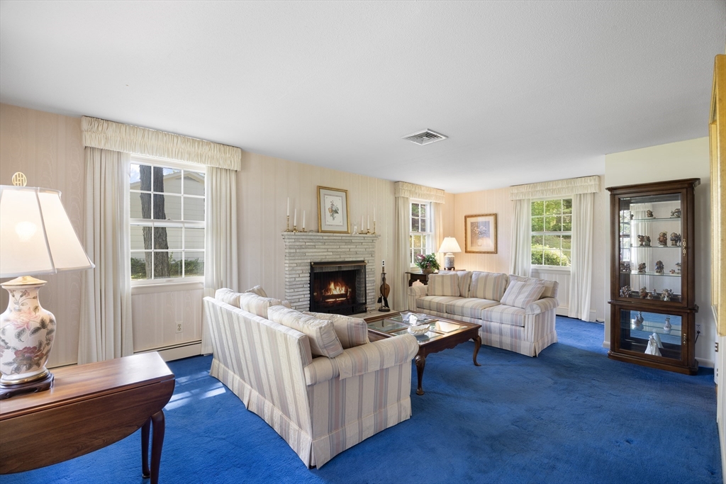 55 Longfellow Road, Holyoke, MA, 55 Longfellow Road, Holyoke, MA Photo #12