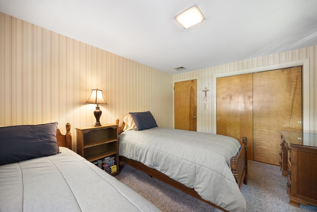 55 Longfellow Road, Holyoke, MA, 55 Longfellow Road, Holyoke, MA Photo #34