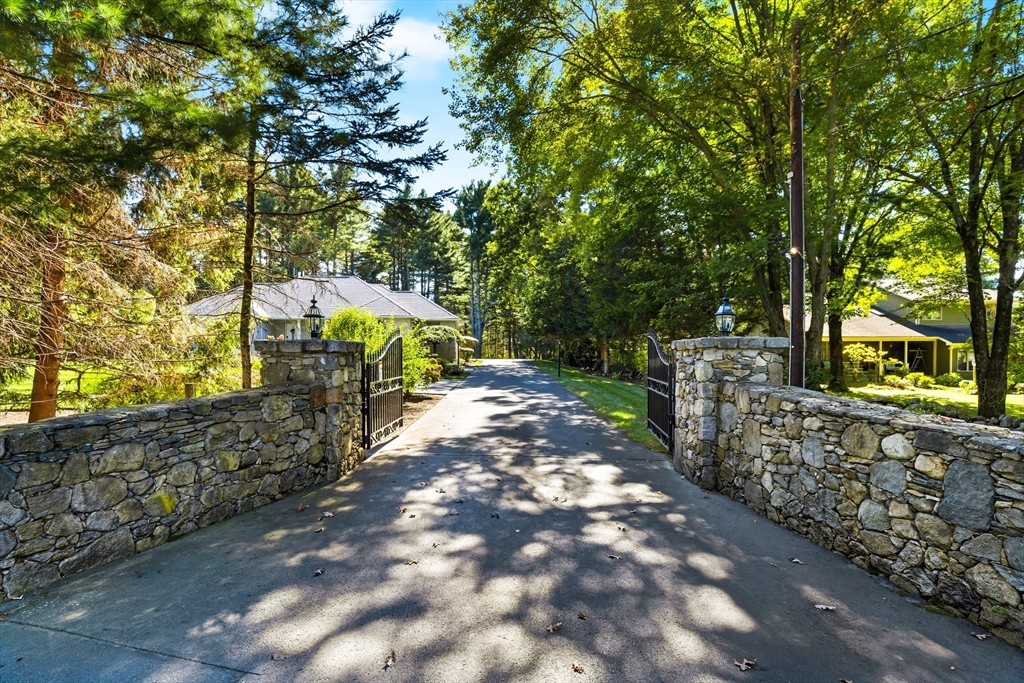 9 Ridge Rd