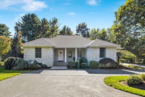 9 Ridge Rd Smithfield RI 02917
