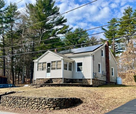 19 Arnold Rd Sturbridge MA 01518