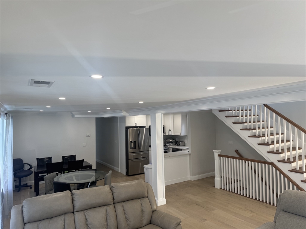 17 Cherry St 2
